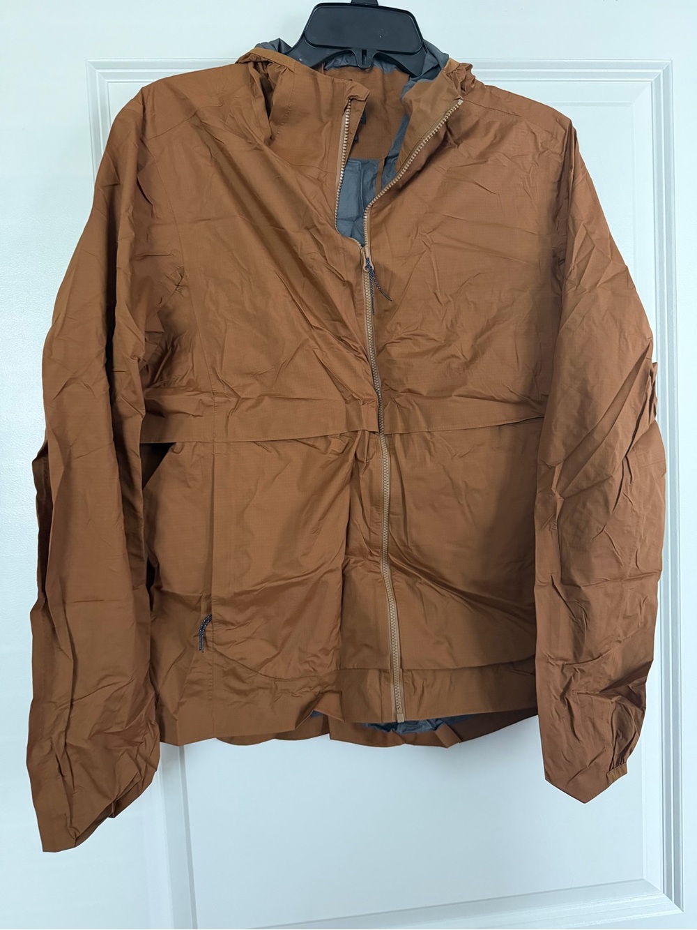 Janji Men's Hooded Windbreaker in Brown
